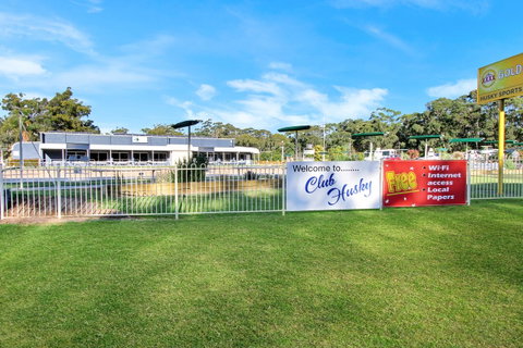 Huskisson Holiday Motel Cabins - Accommodation QLD 12