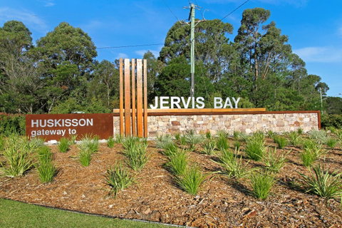 Huskisson Holiday Motel Cabins - Accommodation QLD 23