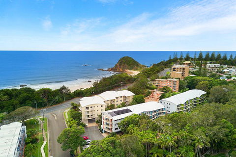 Flynns Beach Resort - Accommodation QLD 5