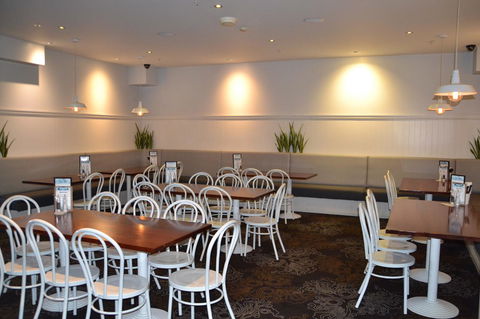 Coniston Hotel Wollongong - Accommodation QLD 22