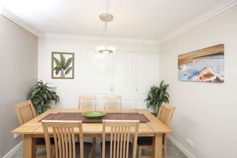 Sails Apartments - Accommodation QLD 20