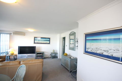 Sails Apartments - Accommodation QLD 23
