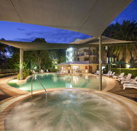 Ramada Resort by Wyndham Flynns Beach - Accommodation QLD