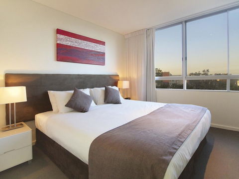 Oaks Nelson Bay Lure Suites - Accommodation QLD 13