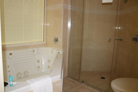 The Boathouse Resort Luxury Apartments - Accommodation QLD 6