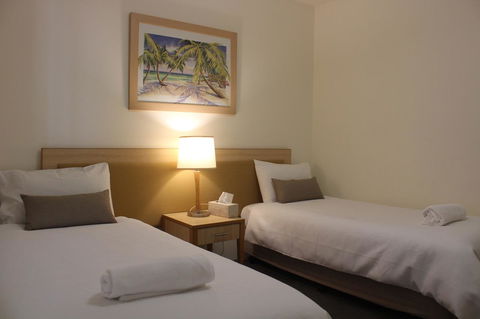 The Boathouse Resort Luxury Apartments - Accommodation QLD 3