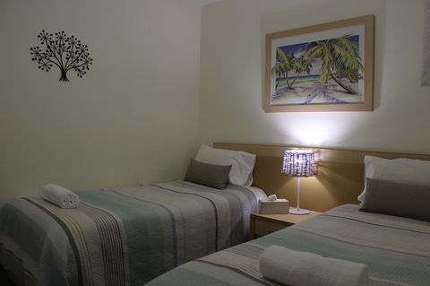 The Boathouse Resort Luxury Apartments - Accommodation QLD 23