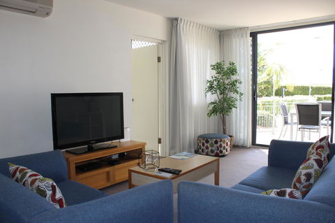 The Boathouse Resort Luxury Apartments - Accommodation QLD 5