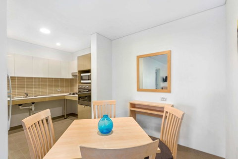 Quality Suites Pioneer Sands - Accommodation QLD 14