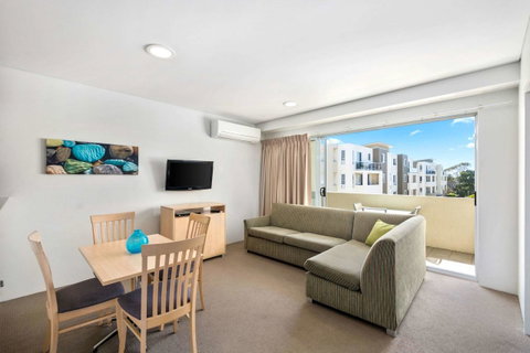 Quality Suites Pioneer Sands - Accommodation QLD 3