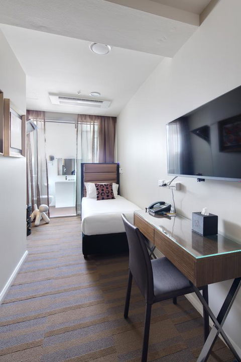 57Hotel - Accommodation QLD 11