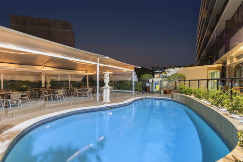 Mercure Newcastle - Accommodation QLD 3