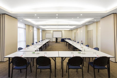 Mercure Newcastle - Accommodation QLD 31