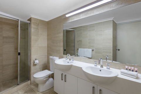 Mercure Newcastle - Accommodation QLD 15