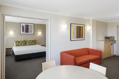 Mercure Newcastle - Accommodation QLD 9