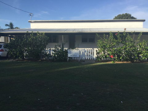 Hat Head Beach Cottage 1 - Accommodation QLD 21