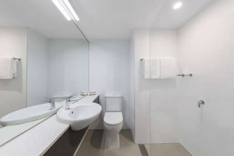 Travelodge Hotel Sydney Airport - Accommodation QLD 1