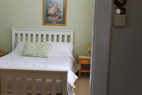 Boot Makers Cottage - Accommodation QLD 13