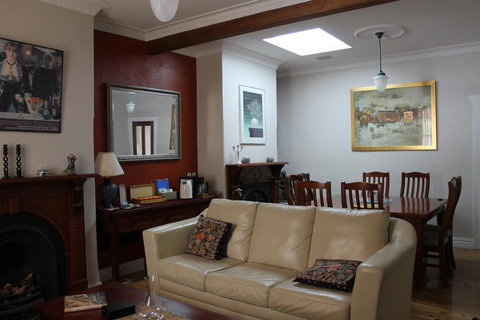 Boot Makers Cottage - Accommodation QLD 8