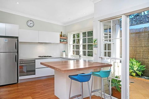 Holiday Home Fairy Bower Road Manly FAB05 - Accommodation QLD 3