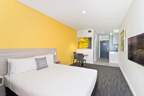 Value Suites Green Square - Accommodation QLD 14