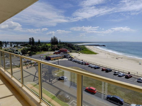 Ebbtide 27 - Accommodation QLD 4