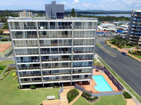 Ebbtide 27 - Accommodation QLD 5