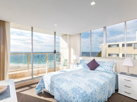 Ebbtide 27 - Accommodation QLD 0