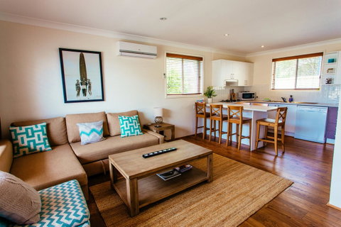 Sunbaker Pet Friendly Awards Finalist 4 Mins Walk To Culburra Beach - Accommodation QLD 1
