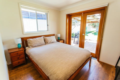 Sunbaker Pet Friendly Awards Finalist 4 Mins Walk To Culburra Beach - Accommodation QLD 18