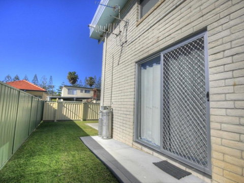 45 Wharf Street - Whole House - Accommodation QLD 5