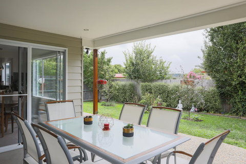 Armidale Cottage - House 2 - Accommodation QLD 4