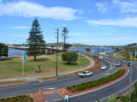 Oxley 8 At Tuncurry - Accommodation QLD 3