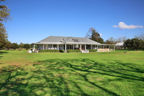 Terara Riverside Retreat - Accommodation QLD 23