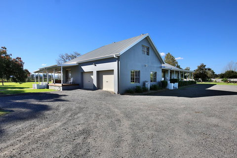 Terara Riverside Retreat - Accommodation QLD 43