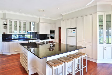 Terara Riverside Retreat - Accommodation QLD 3