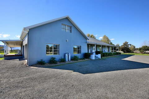 Terara Riverside Retreat - Accommodation QLD 42