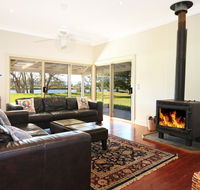 Terara Riverside Retreat - Accommodation QLD