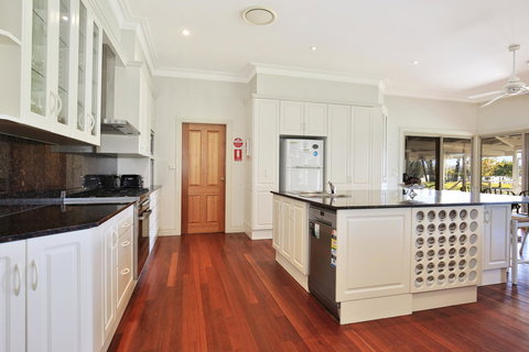 Terara Riverside Retreat - Accommodation QLD 8