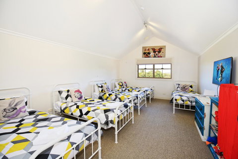 Terara Riverside Retreat - Accommodation QLD 12