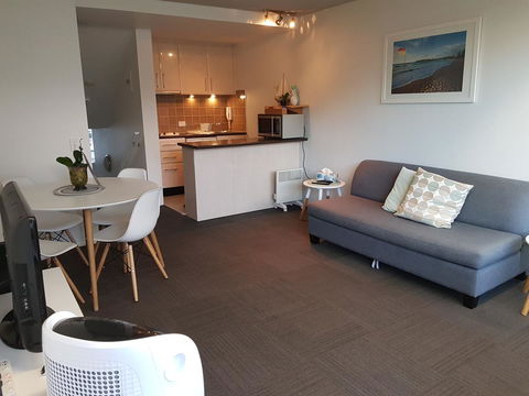Manly Central Executive - Accommodation QLD 9