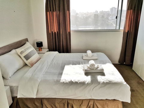 Manly Central Executive - Accommodation QLD 11