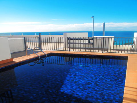 Manly Central Executive - Accommodation QLD 2