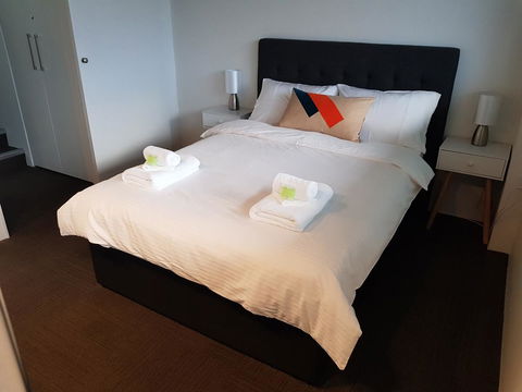 Manly Central Executive - Accommodation QLD 14