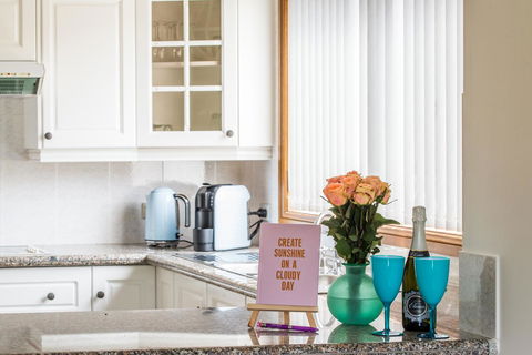 Ambience - Accommodation QLD 4