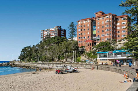 Oversized 2 Bedroom Manly Beach House - Accommodation QLD 9