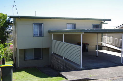 Apollo 1, 9 Hodgson Street - Accommodation QLD 1