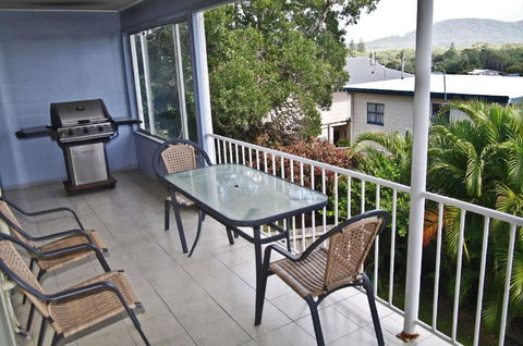 Apollo 1, 9 Hodgson Street - Accommodation QLD 7