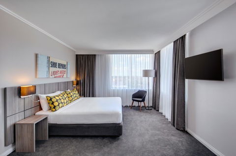 Mercure Sydney Bankstown - Accommodation QLD 3