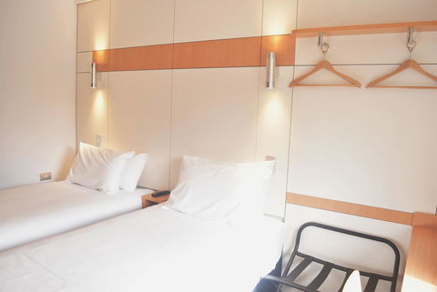 Ibis Budget - Gosford - Accommodation QLD 9